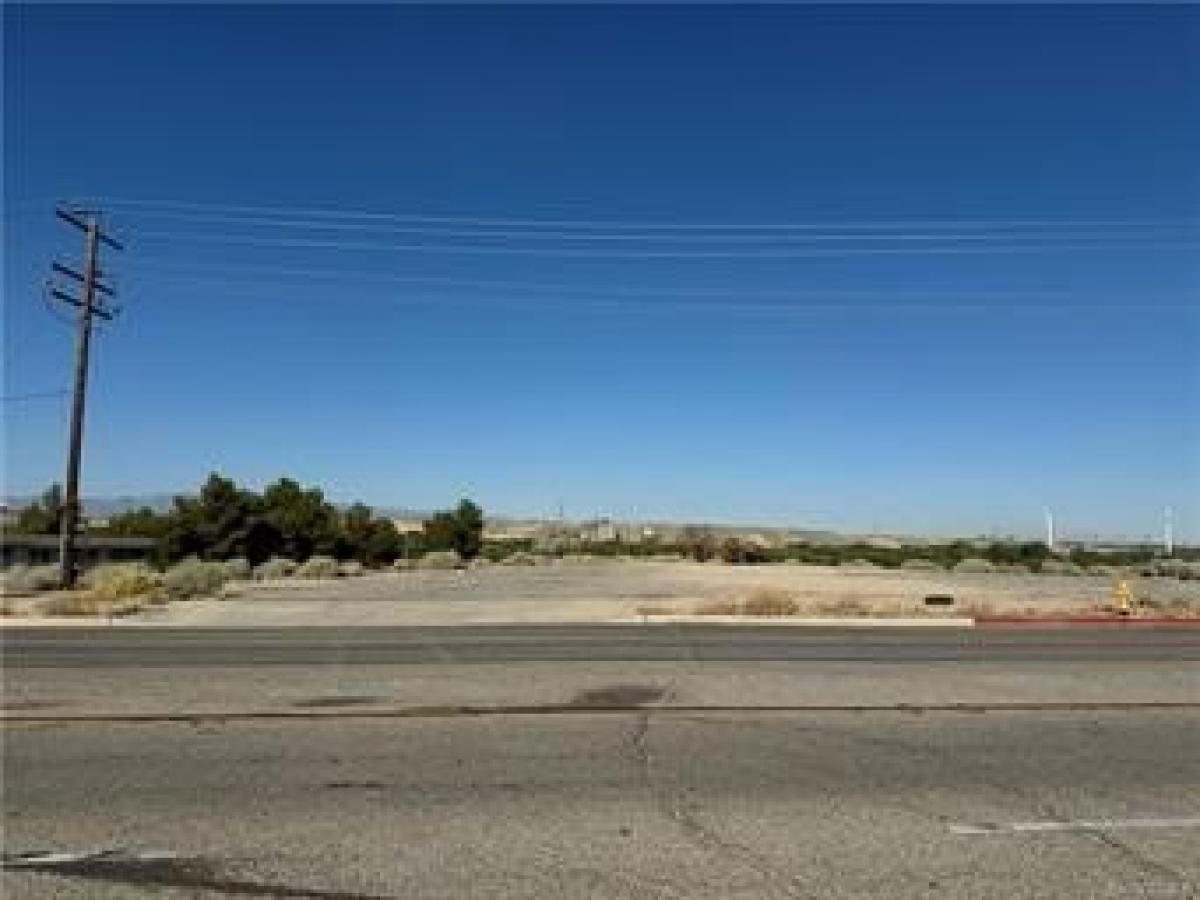 Picture of Residential Land For Sale in Victorville, California, United States