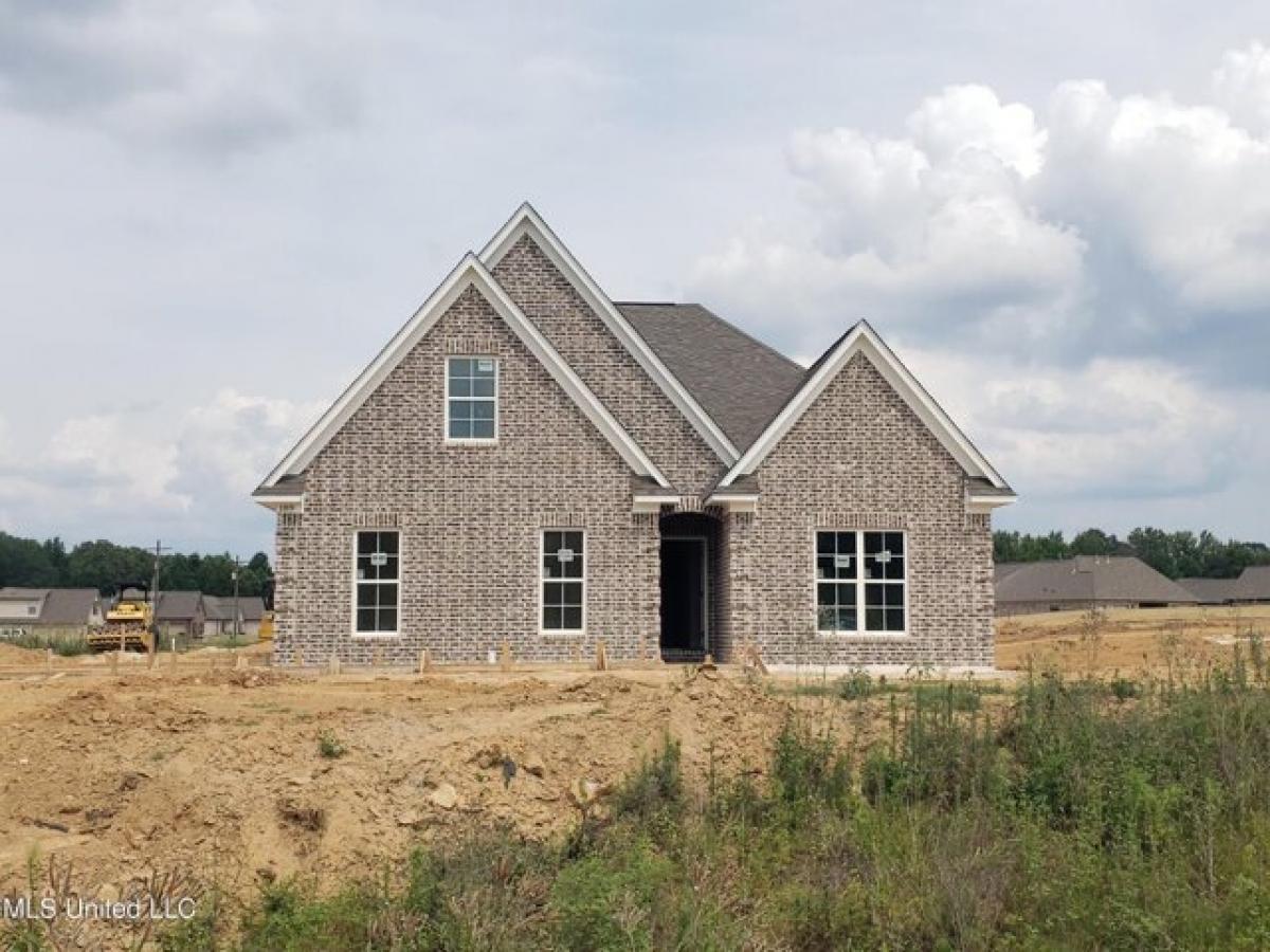 Picture of Home For Sale in Senatobia, Mississippi, United States