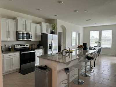 Home For Sale in Harmony, Florida