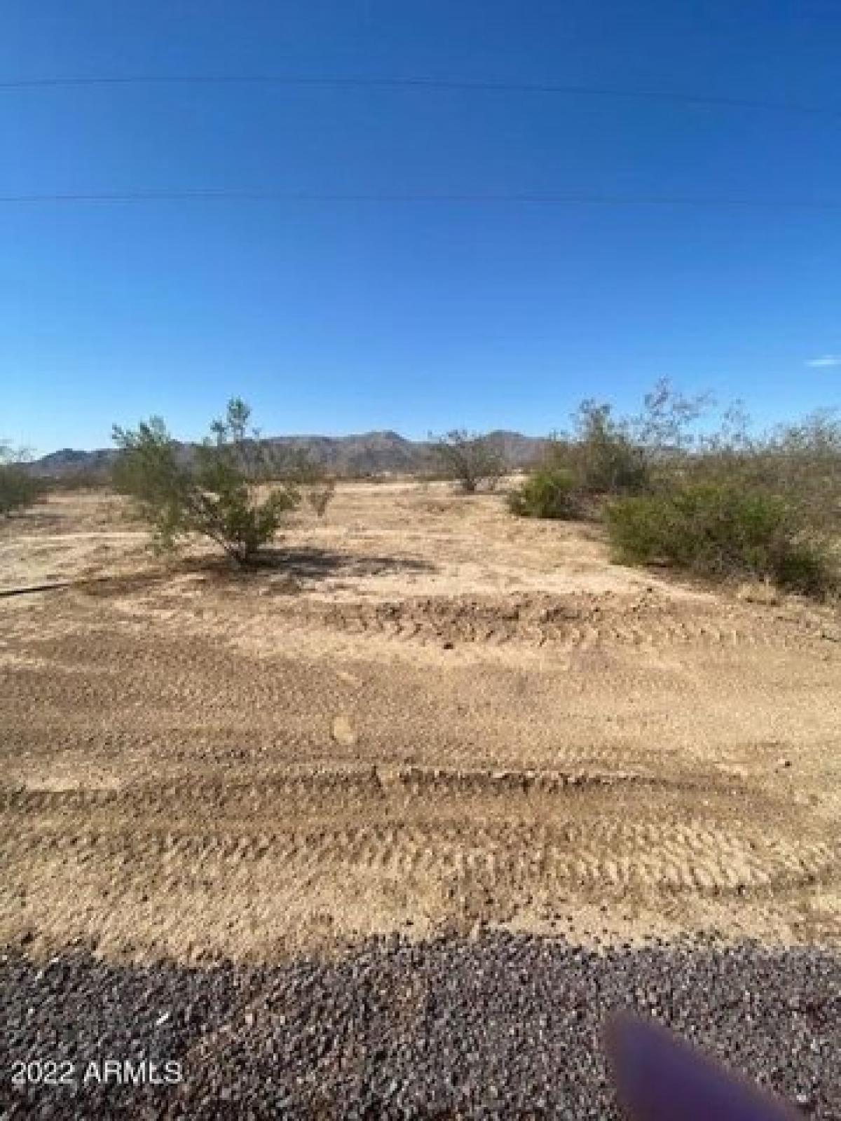 Picture of Residential Land For Sale in Surprise, Arizona, United States