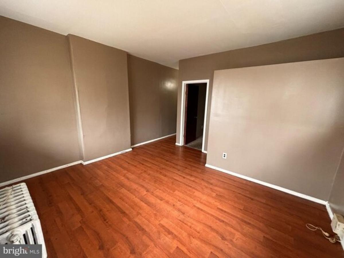 Picture of Home For Rent in Mount Holly, New Jersey, United States