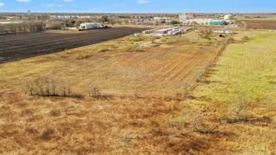 Residential Land For Sale in Taylor, Texas