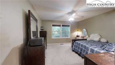 Home For Sale in Deep Gap, North Carolina