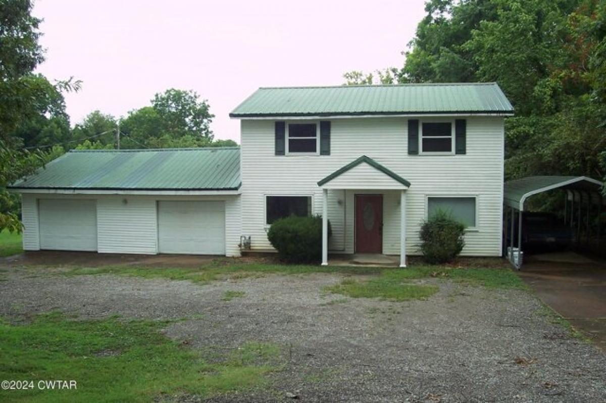 Picture of Home For Sale in Milan, Tennessee, United States