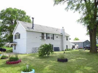 Home For Sale in Seymour, Wisconsin