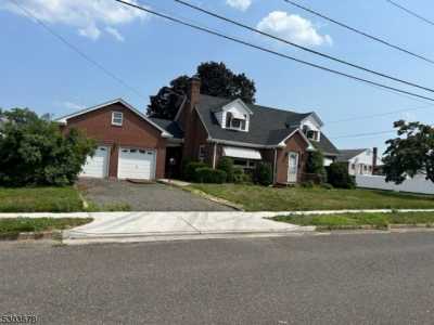 Home For Sale in Manville, New Jersey