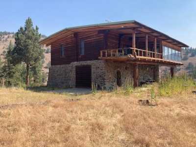 Home For Sale in Dayville, Oregon