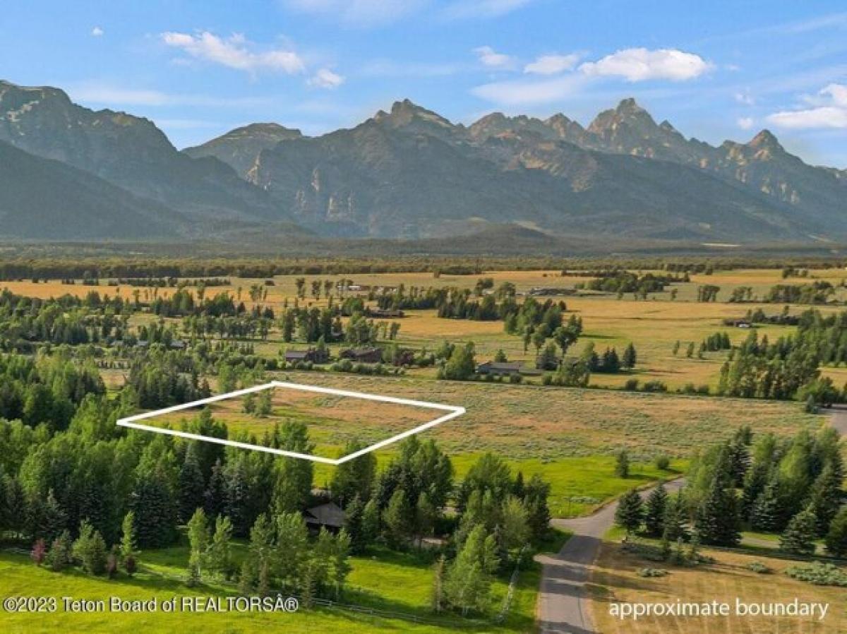 Picture of Residential Land For Sale in Jackson, Wyoming, United States