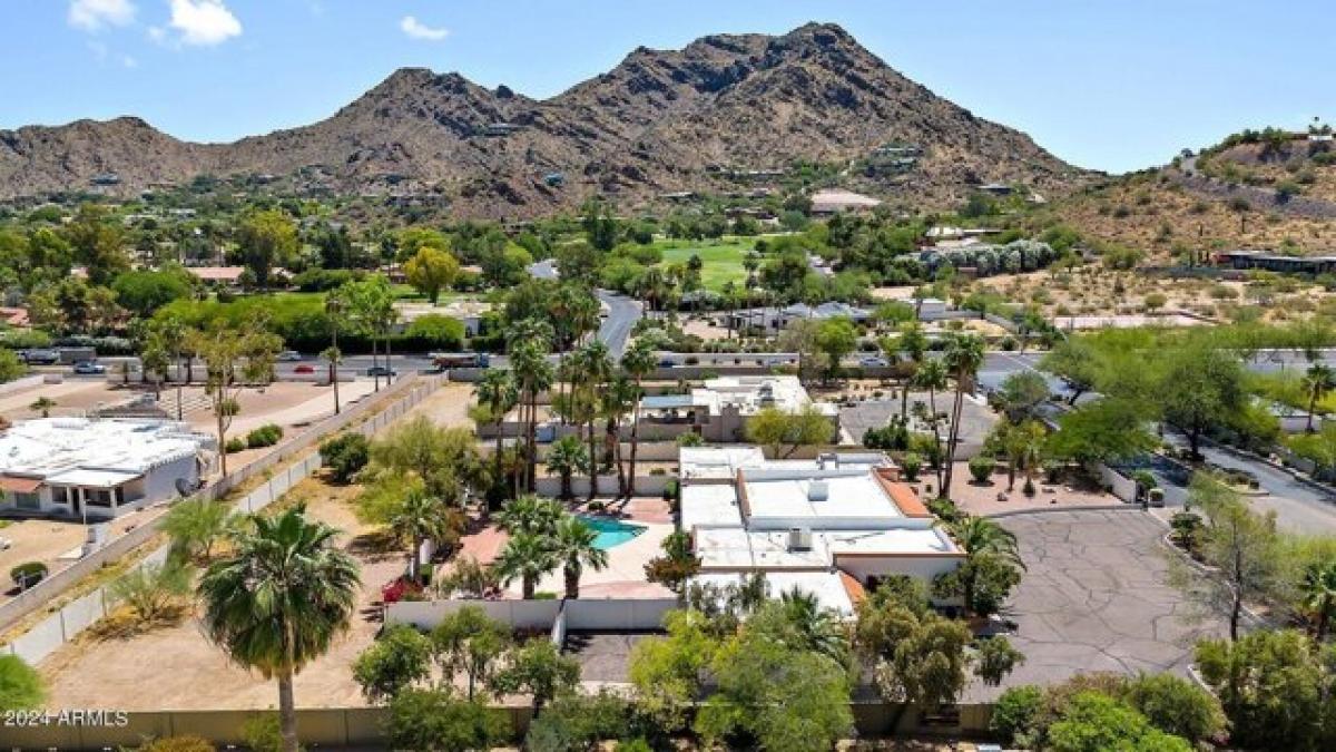 Picture of Residential Land For Sale in Paradise Valley, Arizona, United States