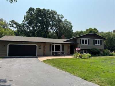 Home For Sale in Ham Lake, Minnesota