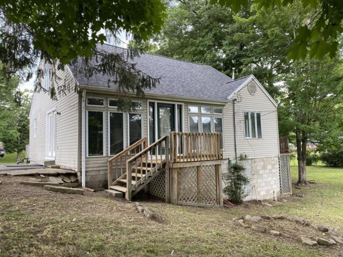 Picture of Home For Sale in Williamsburg, Kentucky, United States