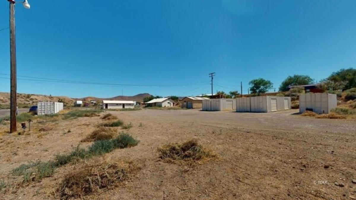 Picture of Home For Sale in Goldfield, Nevada, United States