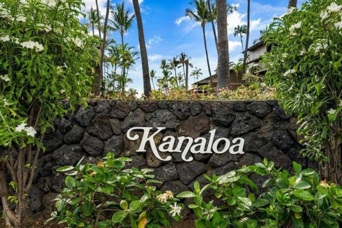 Picture of Home For Sale in Keauhou, Hawaii, United States