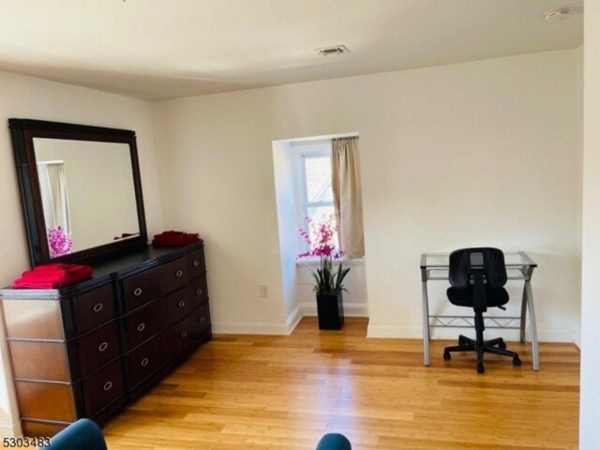 Picture of Apartment For Rent in Montclair, New Jersey, United States