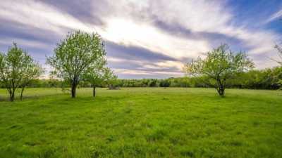 Residential Land For Sale in Commerce, Texas