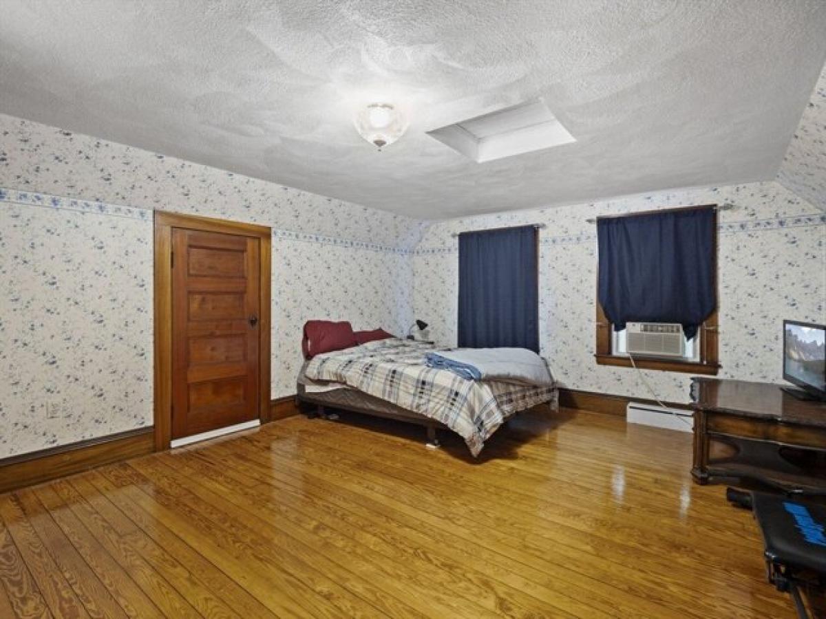 Picture of Home For Rent in Norwood, Massachusetts, United States