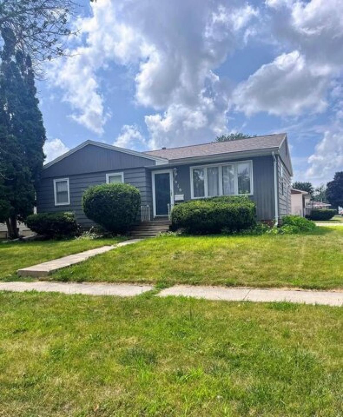 Picture of Home For Sale in Fort Dodge, Iowa, United States