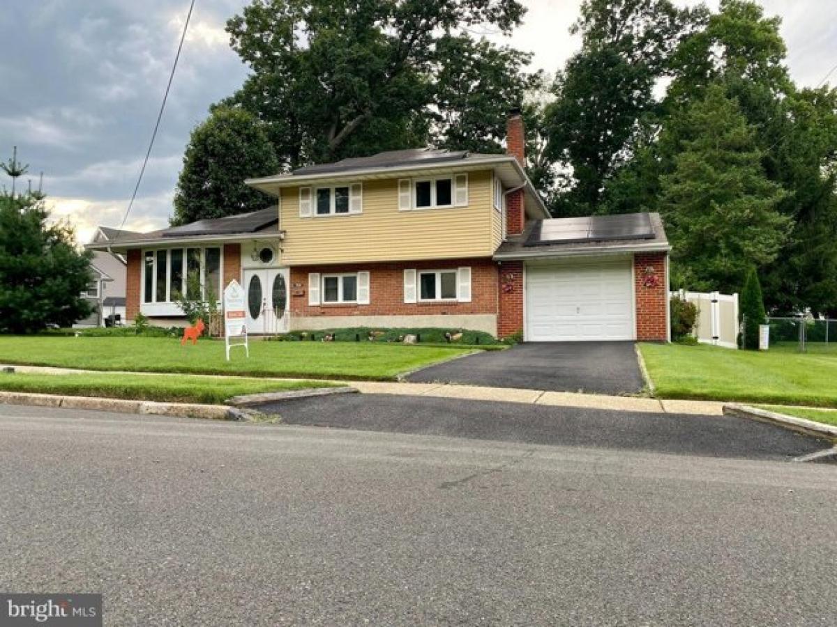 Picture of Home For Sale in Glendora, New Jersey, United States