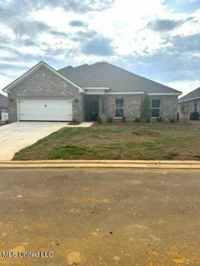 Home For Sale in Pearl, Mississippi