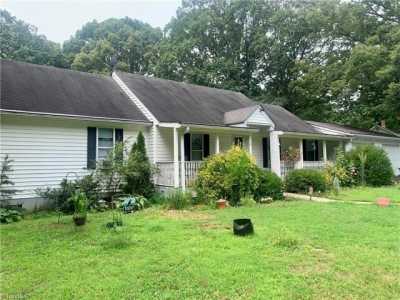 Home For Sale in Rural Hall, North Carolina