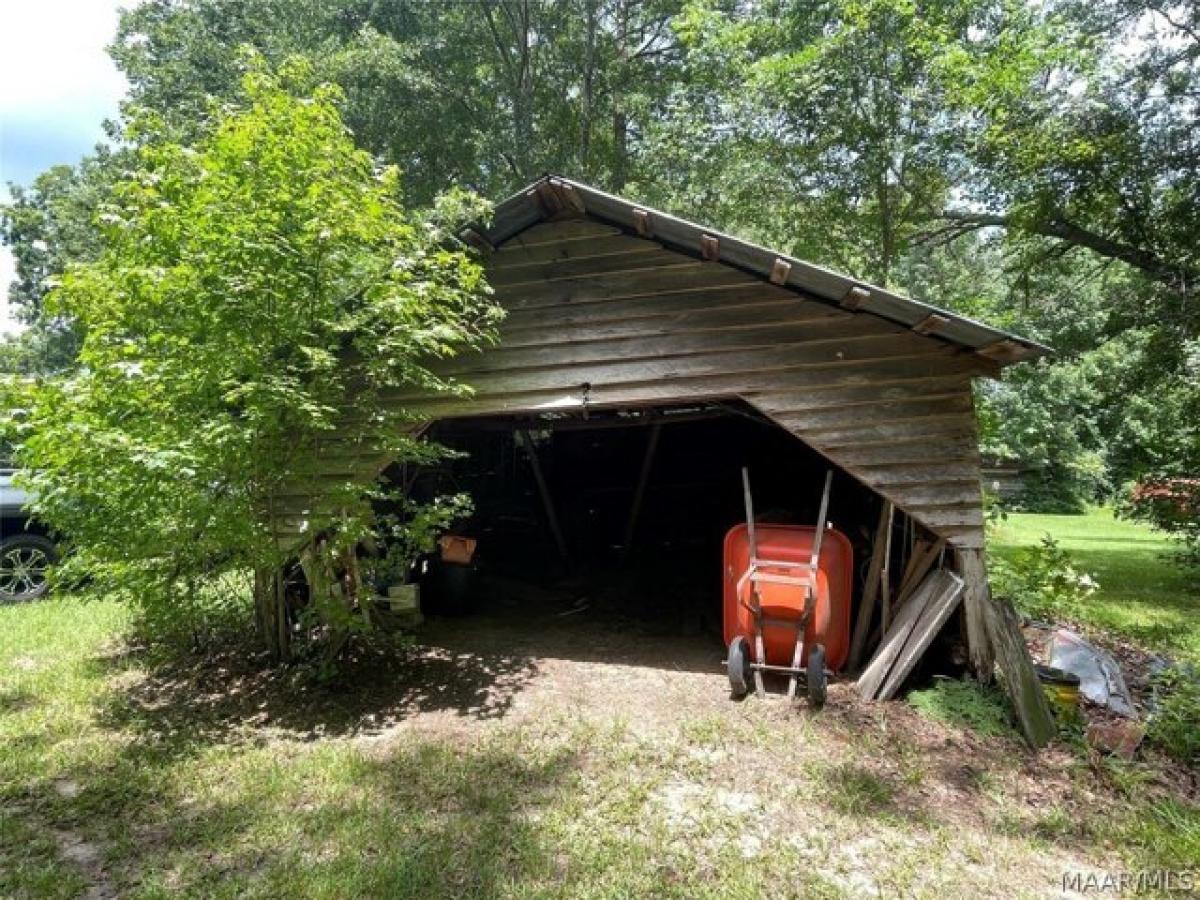 Picture of Home For Sale in Dixons Mills, Alabama, United States