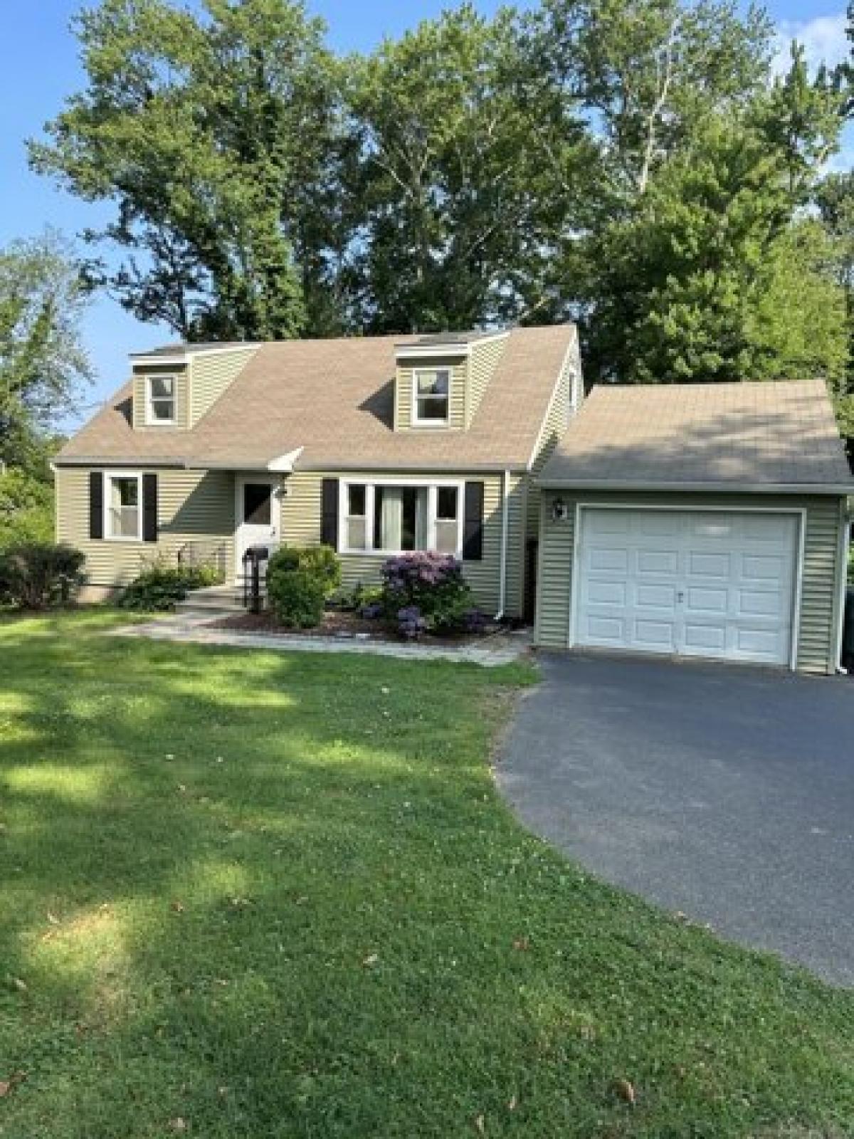 Picture of Home For Rent in Milford, Connecticut, United States