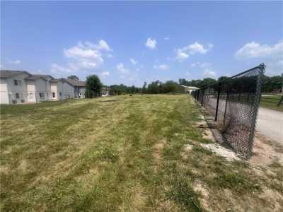 Residential Land For Sale in Peculiar, Missouri