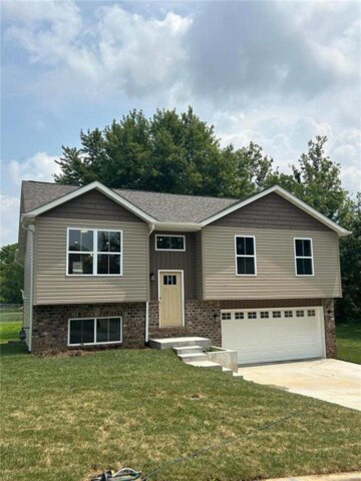 Picture of Home For Sale in Glen Carbon, Illinois, United States