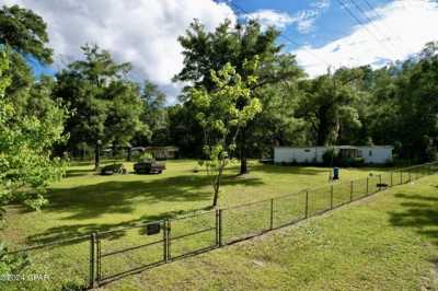 Home For Sale in Vernon, Florida