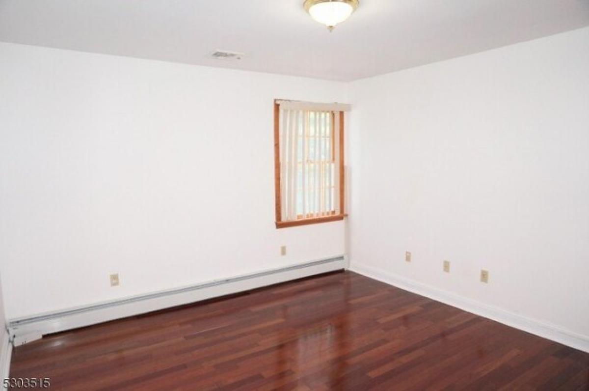 Picture of Home For Rent in Mountainside, New Jersey, United States