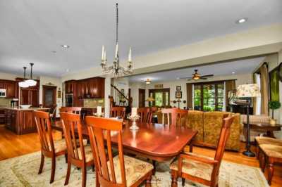 Home For Sale in Hickory Hills, Illinois