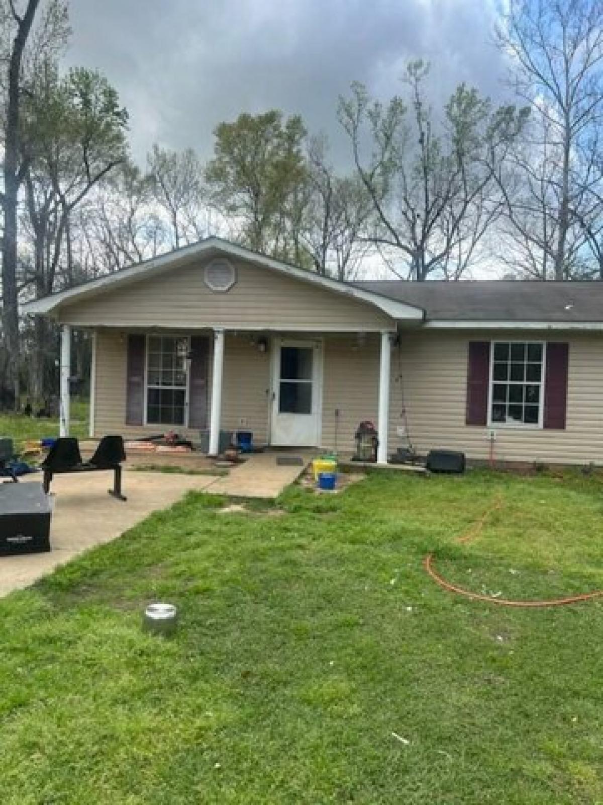 Picture of Home For Sale in Osyka, Mississippi, United States