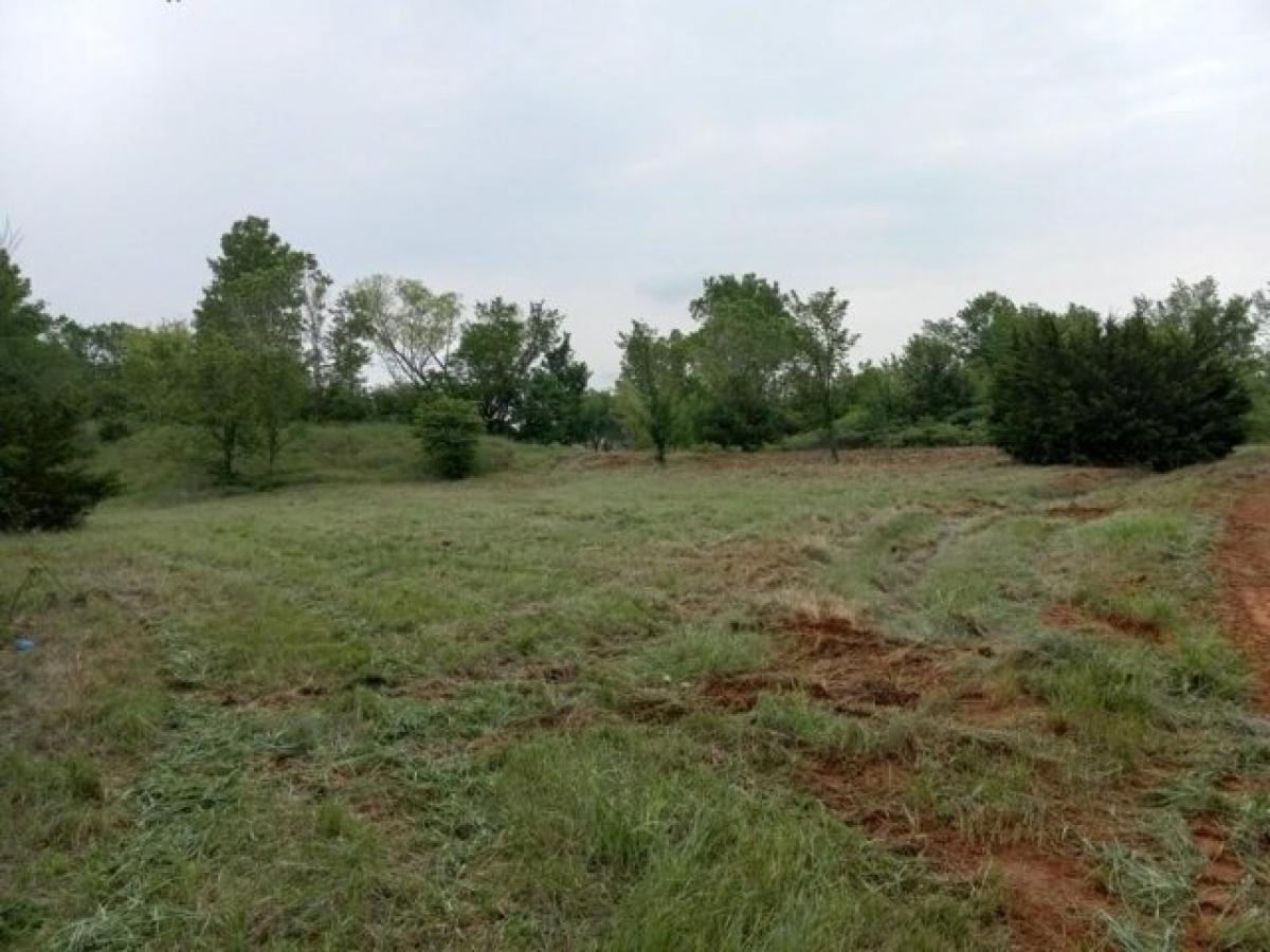 Picture of Residential Land For Sale in Blanchard, Oklahoma, United States