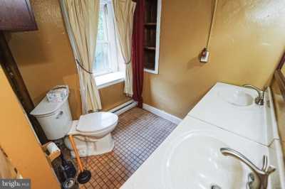 Home For Sale in Pipersville, Pennsylvania