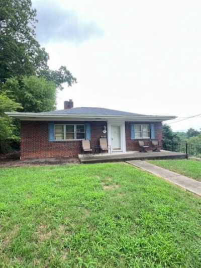 Home For Sale in Martinsville, Virginia