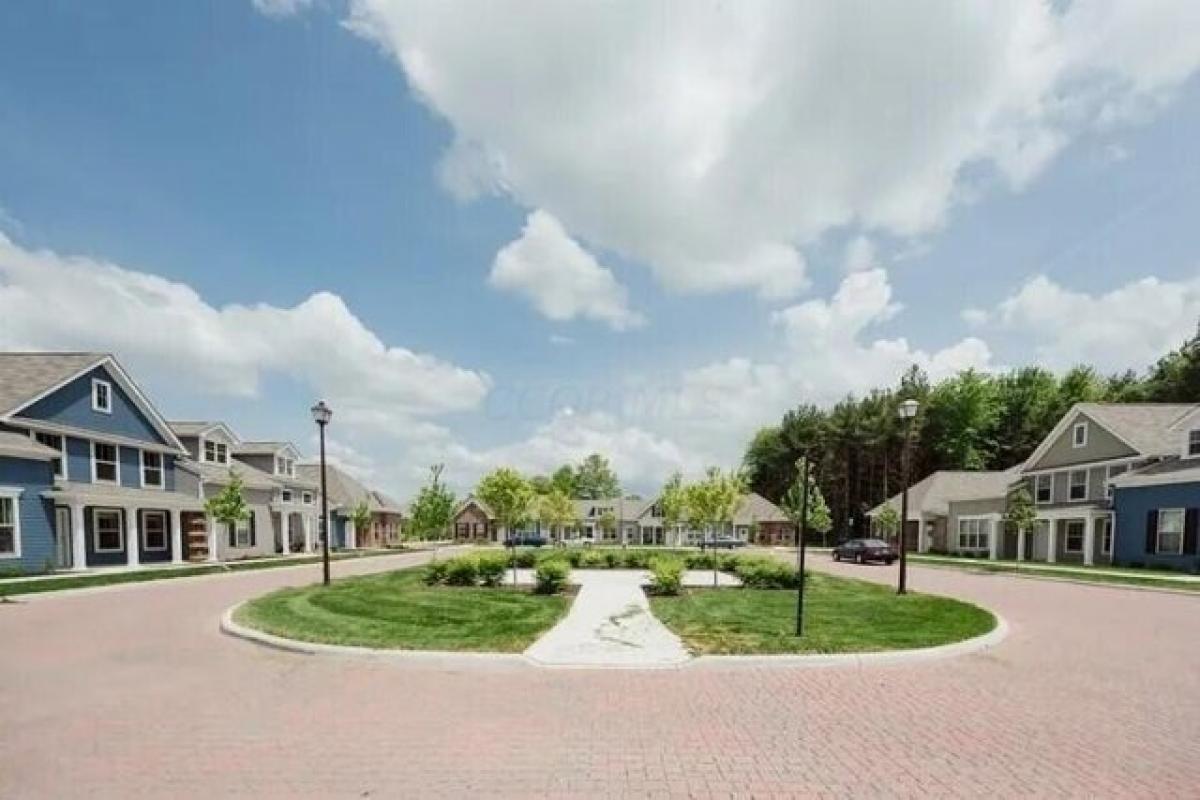 Picture of Home For Sale in New Albany, Ohio, United States