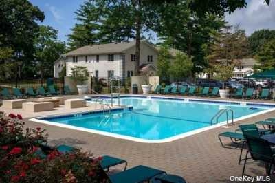 Apartment For Rent in Massapequa, New York