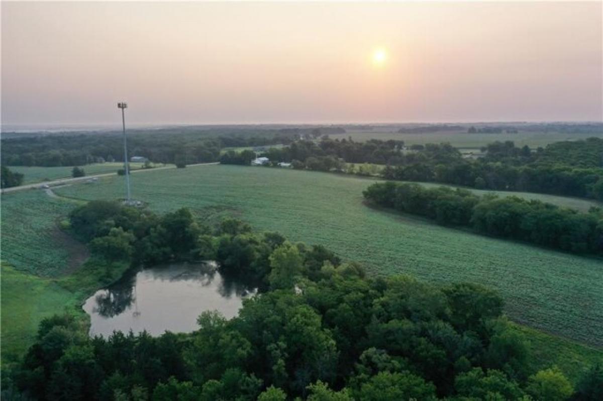 Picture of Residential Land For Sale in Indianola, Iowa, United States