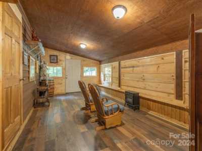 Home For Sale in Bakersville, North Carolina