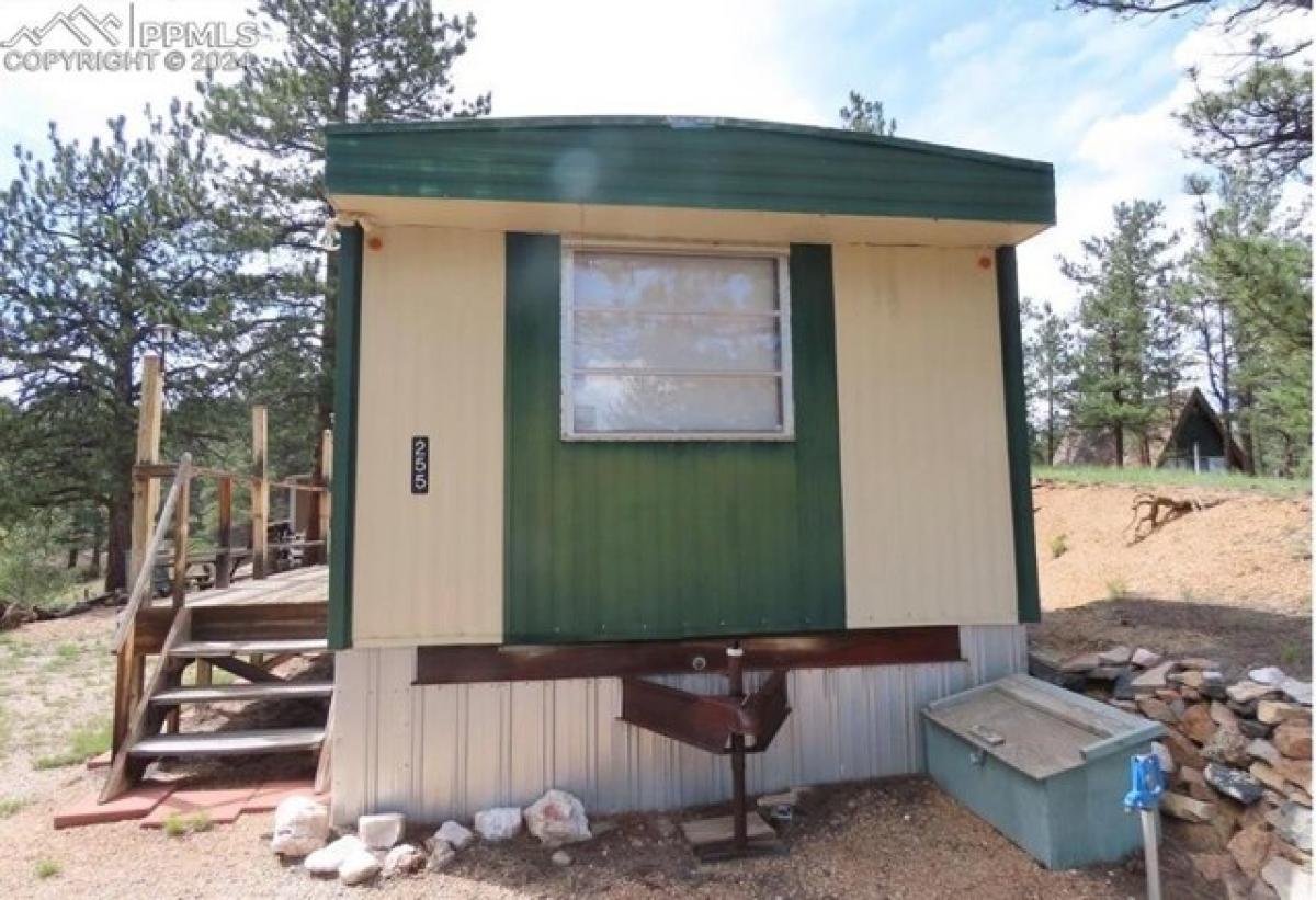 Picture of Home For Sale in Florissant, Colorado, United States