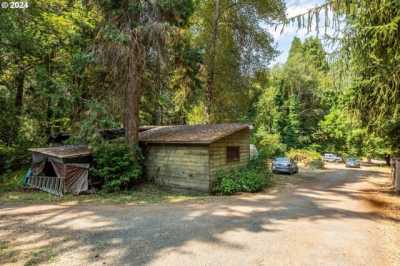 Home For Sale in Myrtle Creek, Oregon