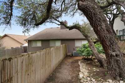 Home For Rent in Lakeway, Texas