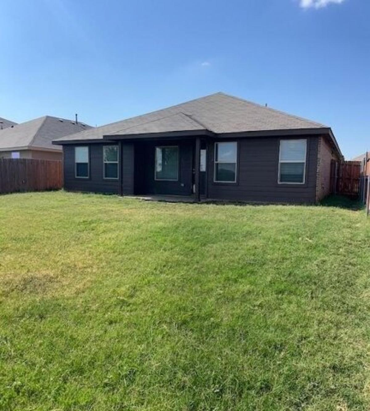 Picture of Home For Rent in Crowley, Texas, United States