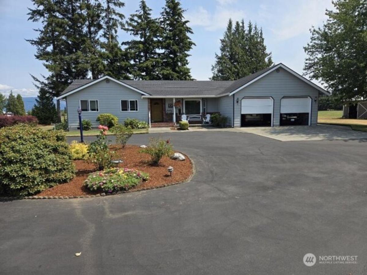 Picture of Home For Sale in Everson, Washington, United States