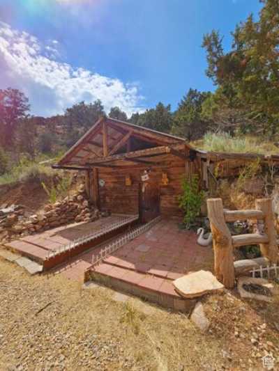 Home For Sale in Fruitland, Utah