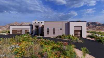 Home For Sale in New River, Arizona