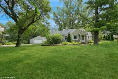 Home For Sale in Barrington, Illinois