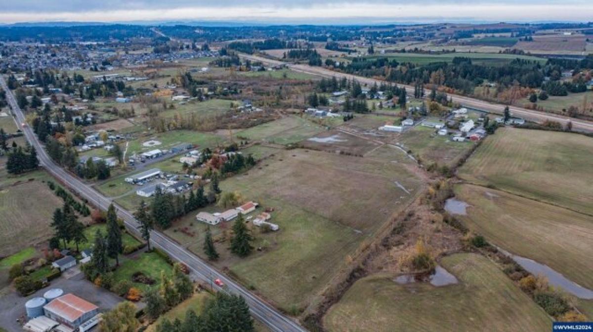 Picture of Residential Land For Sale in Aumsville, Oregon, United States