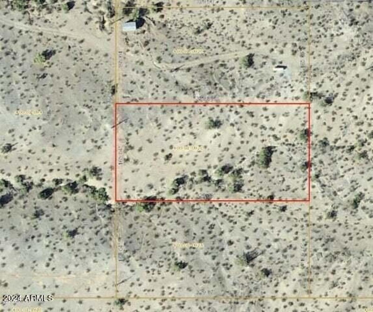 Picture of Residential Land For Sale in Goodyear, Arizona, United States