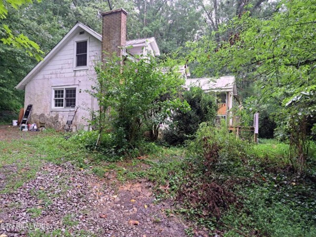 Picture of Home For Sale in Mascot, Tennessee, United States